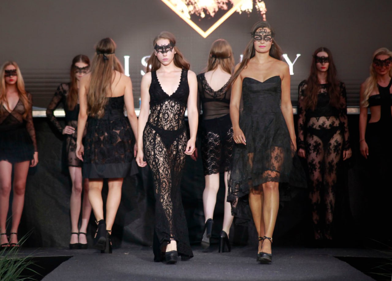 fashion show
